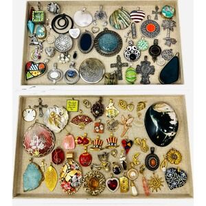 Vintage & Modern Gold & Silver Tone Assorted Necklace Pendant & Charm Lot Of